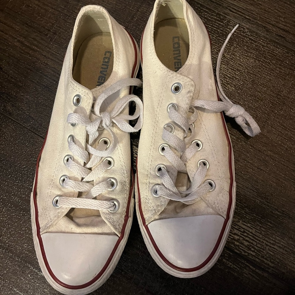 White Converse Size 8